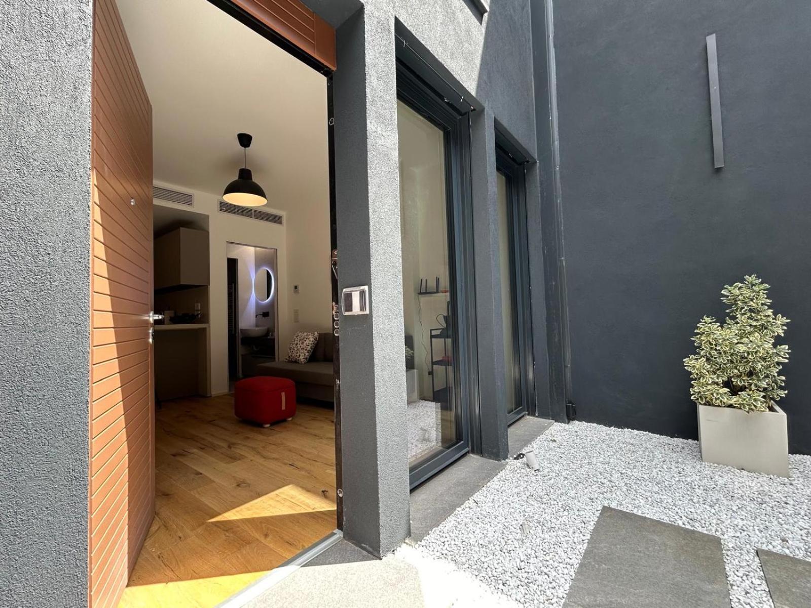 Apartment Kibilu Luxury With Terrace, Isola District And Near Garibaldi Station Mailand